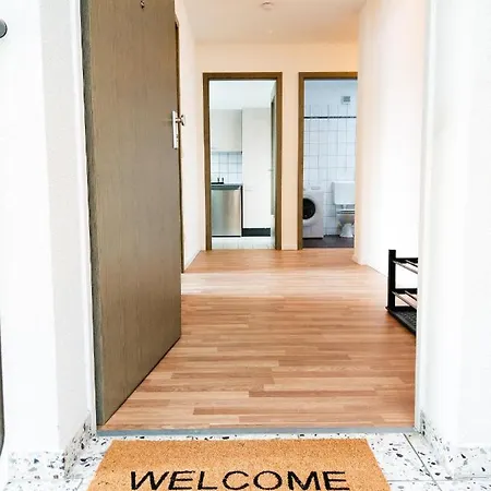 아파트 Moderne Monteurwohnung Mit Dachterrasse Fuer 4 Personen